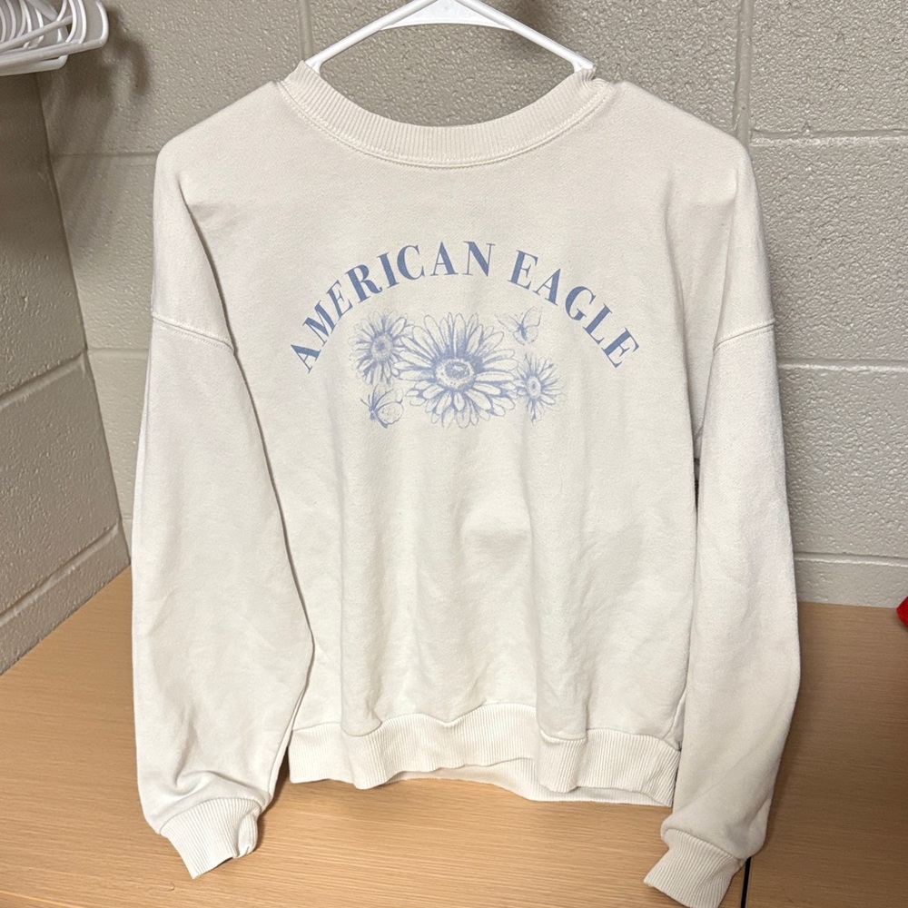 American Eagle White Sweatshirt with Blue Text
